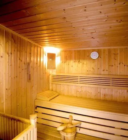 Wildes Wintercamp Im Sportclub Waldschlossli Hostel